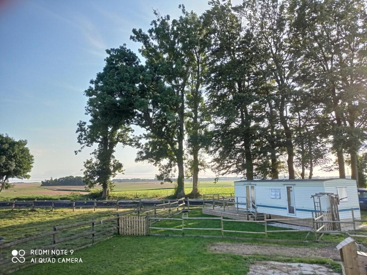 ホテルPulilane Le Torp-Mesnil エクステリア 写真